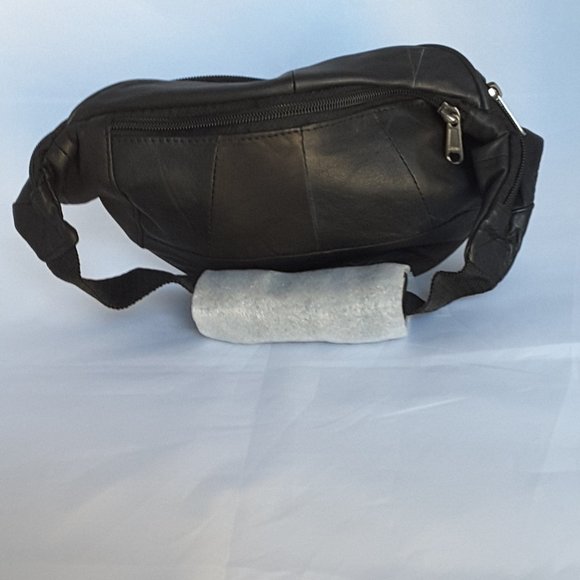 FAUX LEATHER FANNIE PACKS - Picture 6 of 6